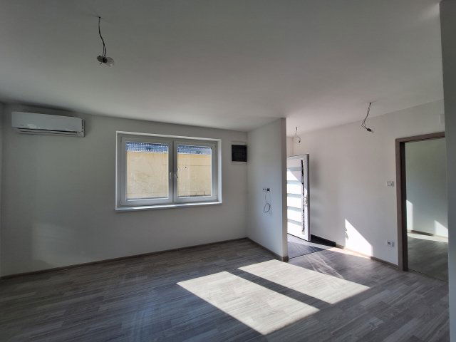 Eladó sorház, Szolnokon 72.9 M Ft, 4 szobás