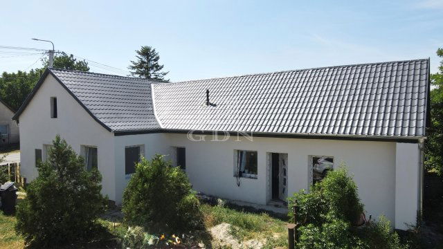 Eladó családi ház, Seregélyesen 73 M Ft, 4 szobás