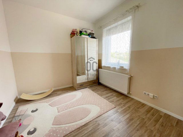 Eladó családi ház, Ecseren 127.9 M Ft, 5 szobás