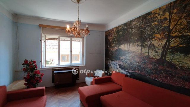 Eladó családi ház, Jászberényben 31.5 M Ft, 2+1 szobás