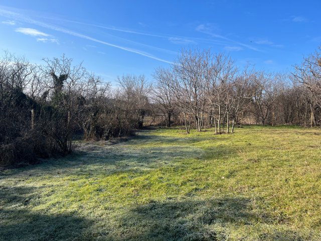 Eladó telek, Sukorón 25 M Ft / költözzbe.hu