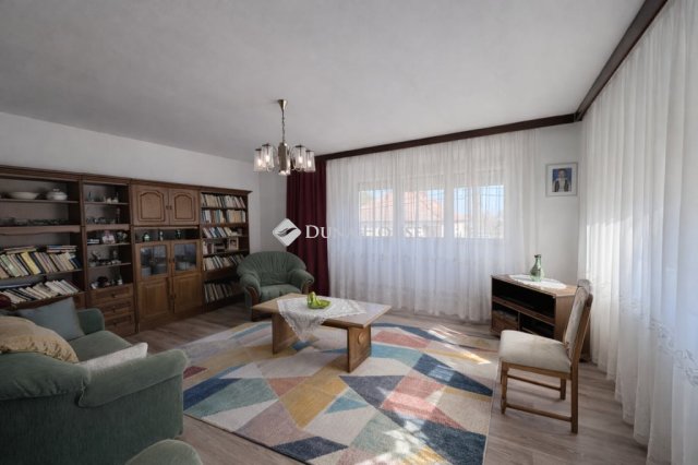 Eladó családi ház, Pogányon 110 M Ft, 5 szobás