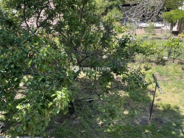 Eladó téglalakás, Gyálon 99.9 M Ft, 5 szobás