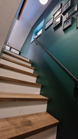 Eladó családi ház, Pécsett 122 M Ft, 2 szobás