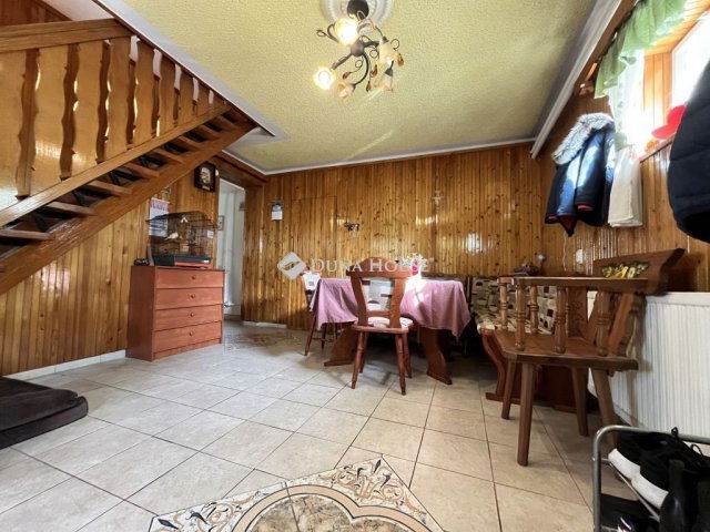 Eladó családi ház, Bakonyszentkirályon 62.9 M Ft, 4 szobás