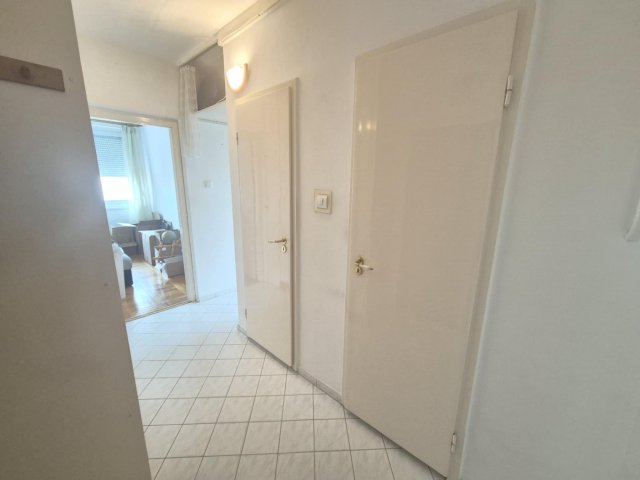 Eladó panellakás, Győrött, Földes Gábor utcában 52 M Ft