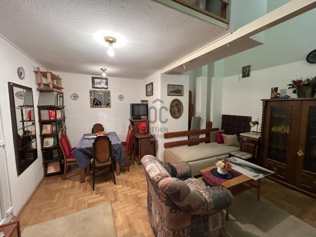 Eladó téglalakás, Budapesten, VI. kerületben 63 M Ft, 2 szobás