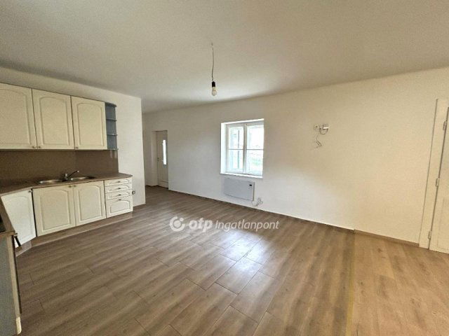 Eladó családi ház, Iregszemcsén 28.9 M Ft, 3 szobás