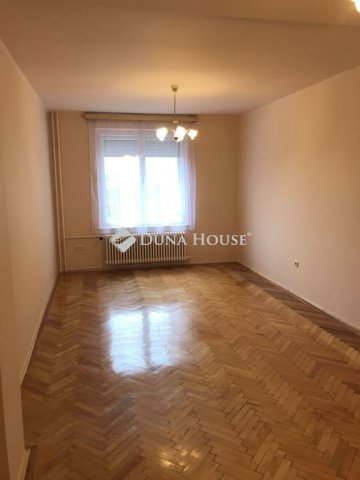 Eladó téglalakás, Budapesten, XIV. kerületben 55 M Ft, 1 szobás
