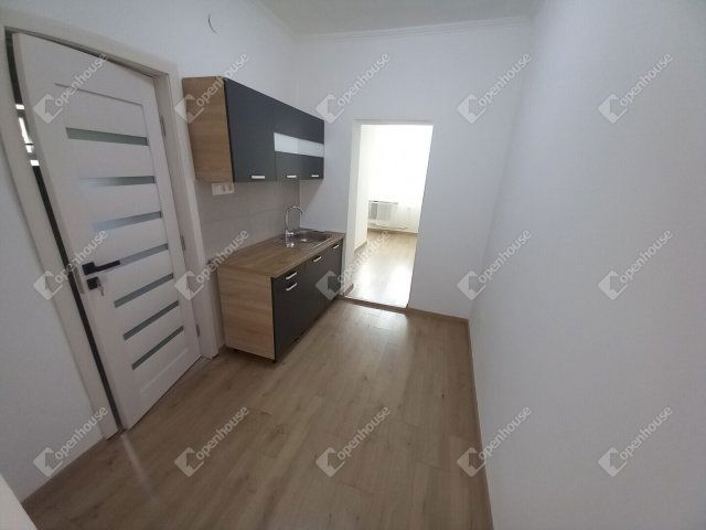 Eladó családi ház, Debrecenben 32.9 M Ft, 2 szobás