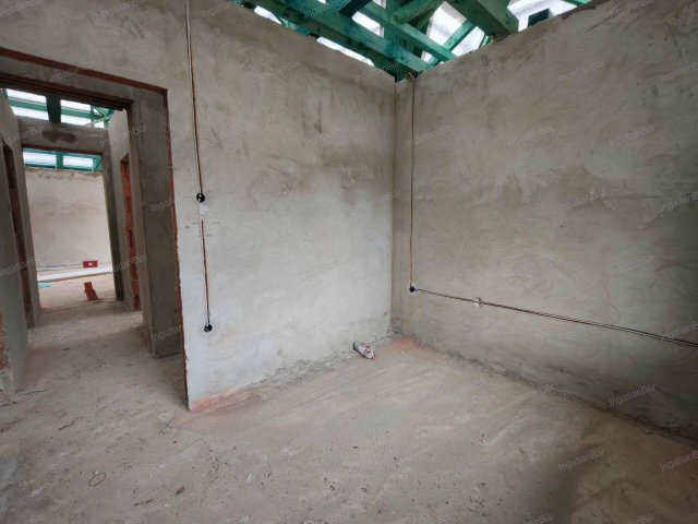 Eladó téglalakás, Nyíregyházán 81.999 M Ft, 3 szobás