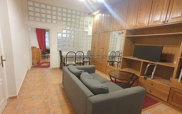 Eladó téglalakás, Budapesten, XIII. kerületben, Pozsonyi úton