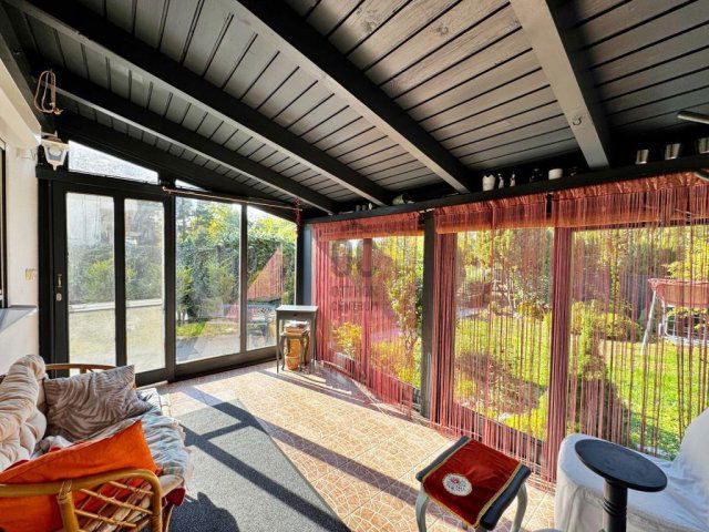 Eladó családi ház, Áporkán 124.9 M Ft, 4 szobás