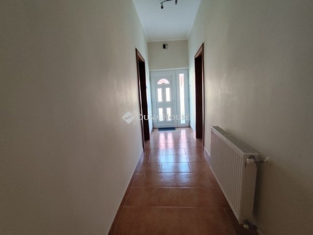 Eladó családi ház, Dunavarsányban 85 M Ft, 3 szobás