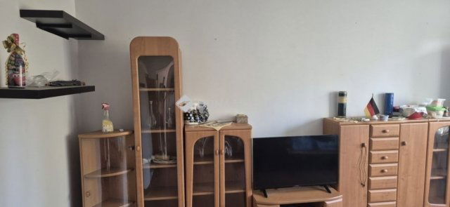 Eladó panellakás, Szegeden 35.9 M Ft, 1 szobás