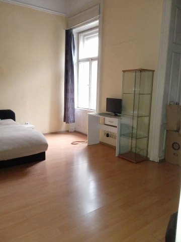 Kiadó téglalakás, albérlet, VIII. kerületben, Üllői úton