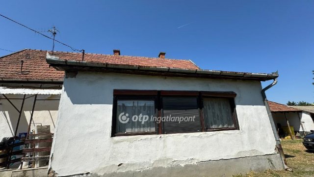 Eladó családi ház, Lőkösházán 15 M Ft, 2+1 szobás