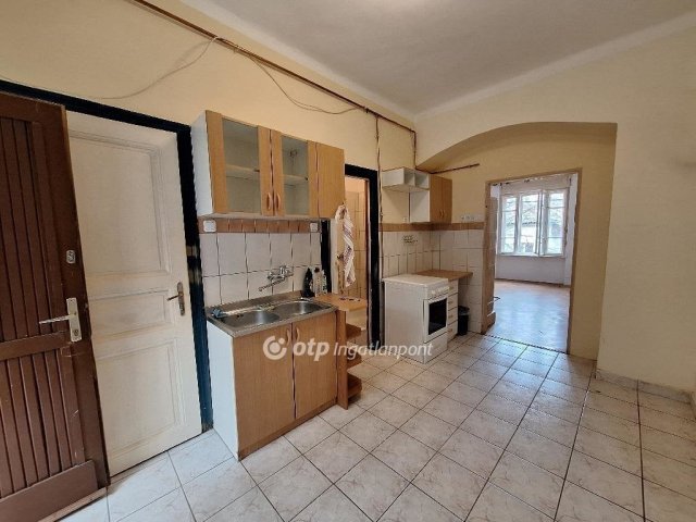 Eladó téglalakás, Budapesten, X. kerületben 36.9 M Ft, 1 szobás