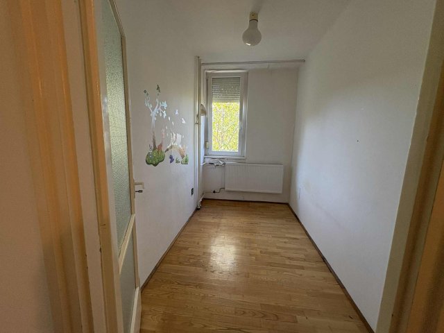 Eladó téglalakás, Budapesten, XXII. kerületben, Háros utcában