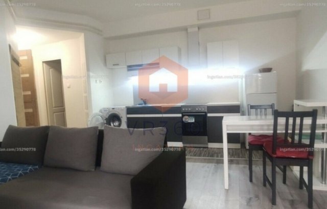 Eladó téglalakás, Pécsett 92 M Ft, 3 szobás