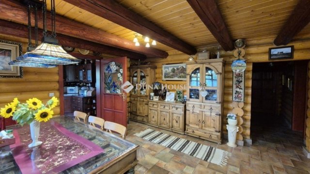 Eladó családi ház, Kecskeméten 169.9 M Ft, 4 szobás