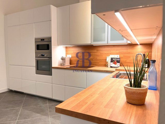 Kiadó téglalakás, albérlet, VI. kerületben, Ó utcában