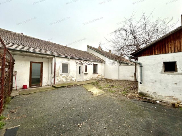 Eladó téglalakás, Budapesten, XX. kerületben 37.9 M Ft, 2 szobás