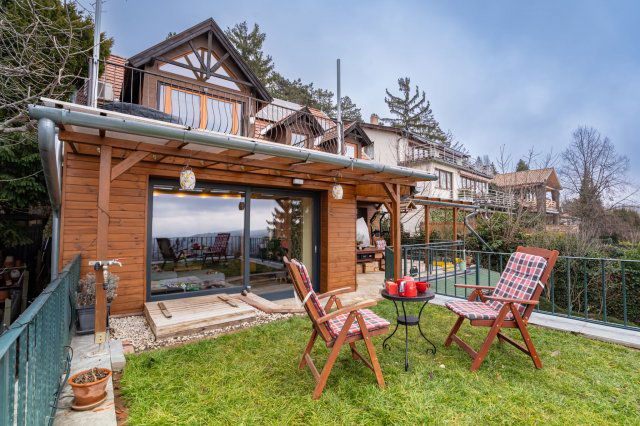 Eladó téglalakás, Budakeszin 167.8 M Ft, 4 szobás