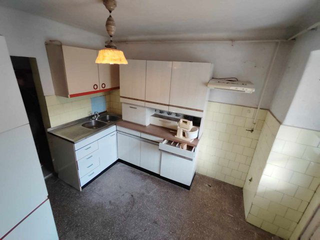 Eladó családi ház, Dombóváron 14.5 M Ft, 3 szobás