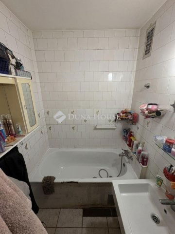 Eladó panellakás, Budapesten, IV. kerületben 71 M Ft, 3 szobás