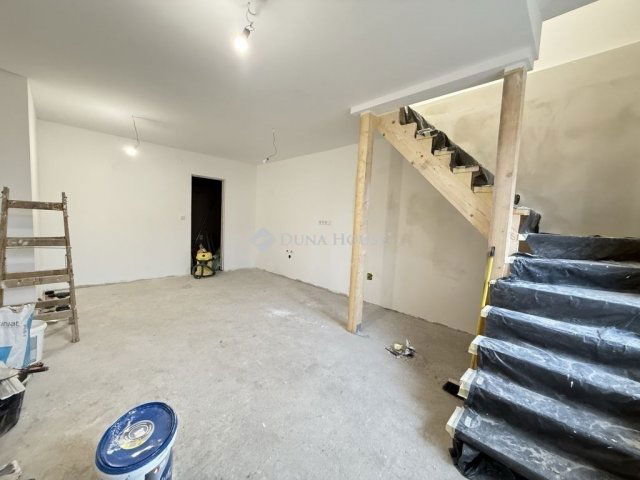 Eladó téglalakás, Budapesten, XX. kerületben 59.9 M Ft