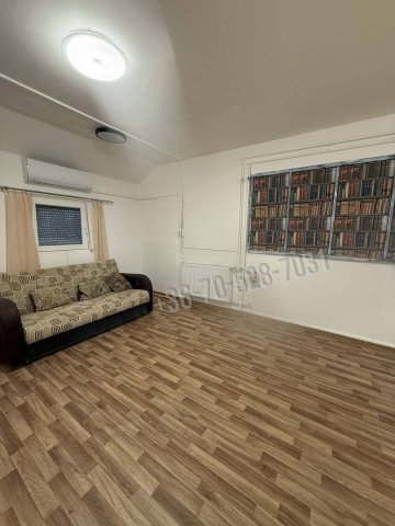 Eladó panellakás, Tatabányán, Gábor Áron utcában 27.8 M Ft