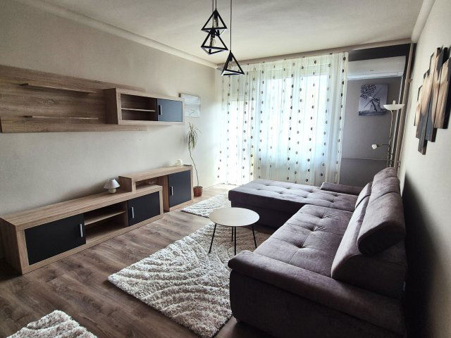 Kiadó téglalakás, albérlet, Nyíregyházán, Őz közben