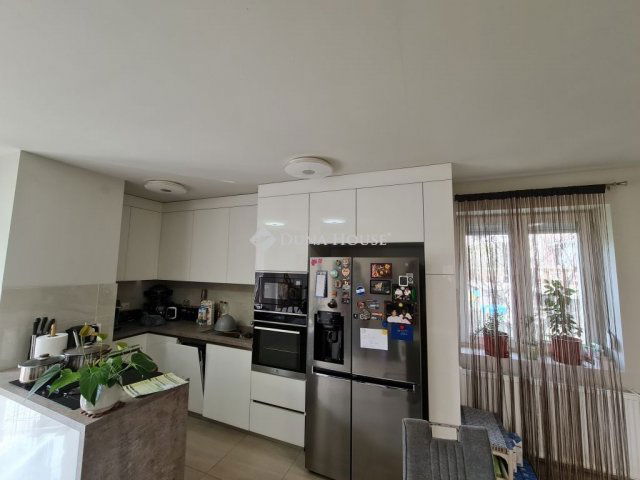 Eladó ikerház, Érden 132 M Ft, 5 szobás / költözzbe.hu