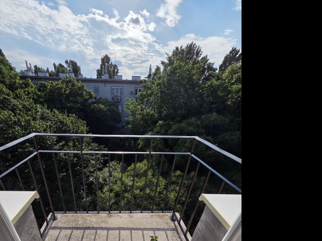 Eladó téglalakás, Debrecenben, Serház utcában 51.9 M Ft