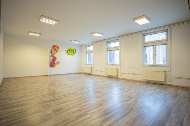 Eladó téglalakás, Budapesten, XII. kerületben, Krisztina körúton