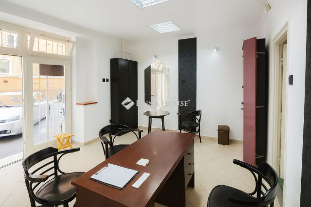 Kiadó üzlethelyiség, Debrecenben 110 E Ft / hó