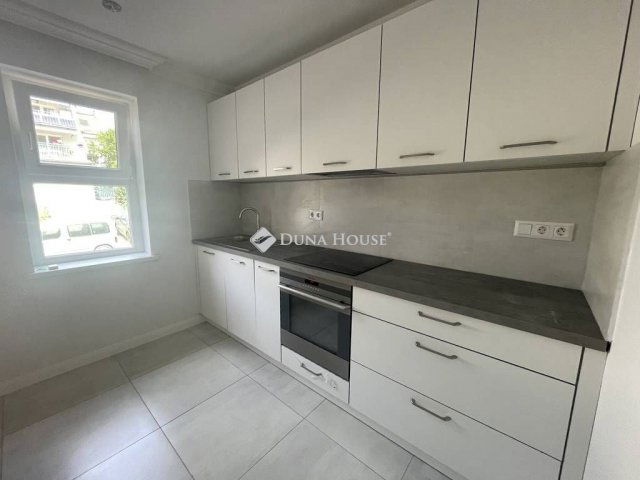 Kiadó téglalakás, albérlet, Kecskeméten 300 E Ft / hó