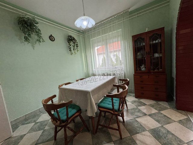 Eladó családi ház, Tökölön 99.9 M Ft, 2 szobás