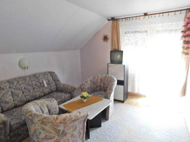 Kiadó téglalakás, albérlet, Balatongyörökön 160 E Ft / hó