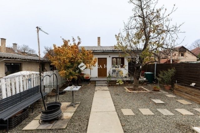 Eladó ikerház, Budapesten, XVIII. kerületben 79.9 M Ft, 5 szobás