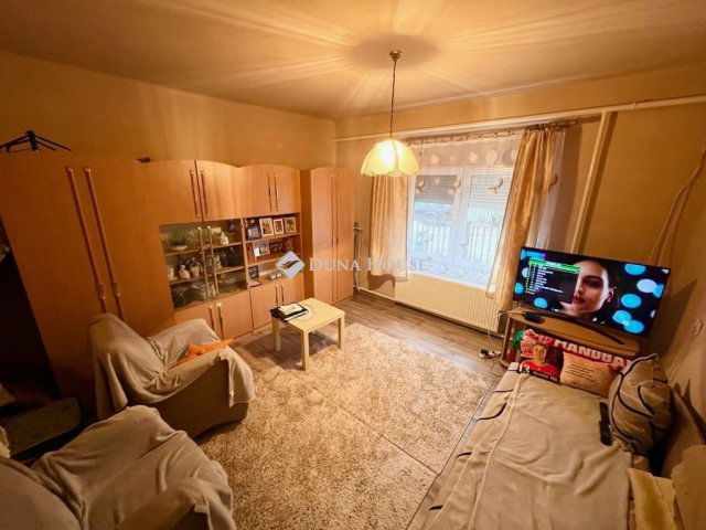 Eladó családi ház, Gárdonyban 64.9 M Ft, 2 szobás