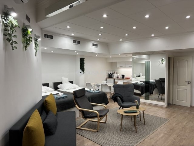 Eladó üzlethelyiség, Debrecenben 32.99 M Ft, 2 szobás