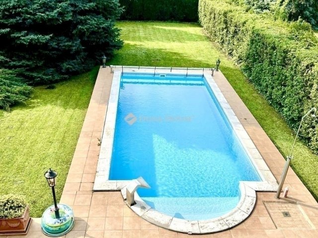 Eladó családi ház, Budapesten, XVI. kerületben 269 M Ft