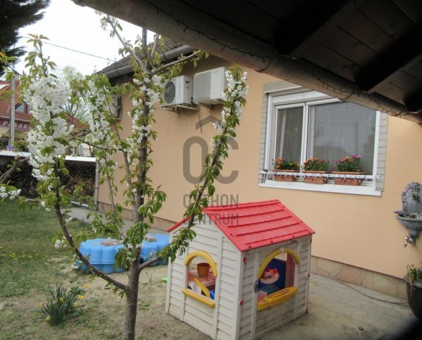 Eladó családi ház, Érden 260 M Ft, 7 szobás