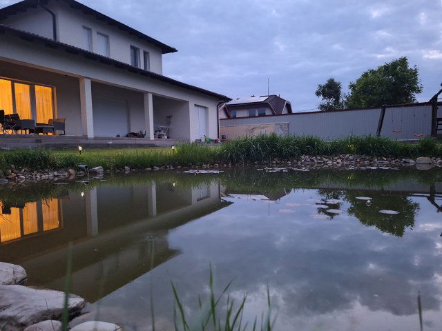 Eladó családi ház, Dunavarsányban 266.9 M Ft, 7 szobás