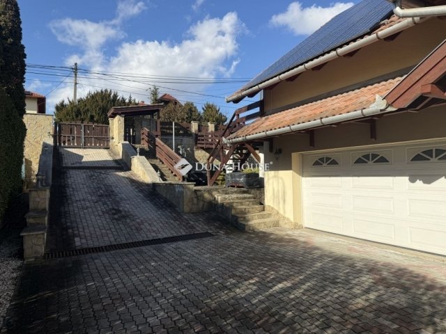 Eladó családi ház, Diósdon 199 M Ft, 6 szobás