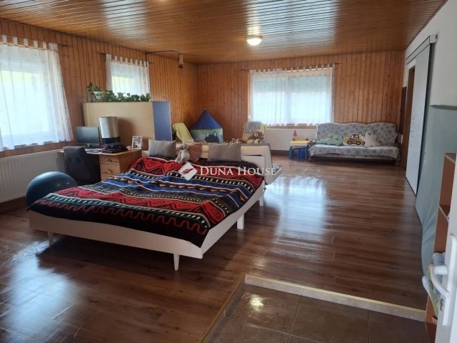 Eladó családi ház, Kerekegyházán 97.9 M Ft, 4 szobás