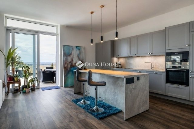 Eladó téglalakás, Budapesten, III. kerületben 353.99 M Ft