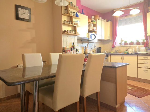 Eladó téglalakás, Zalaegerszegen 61.99 M Ft, 3 szobás